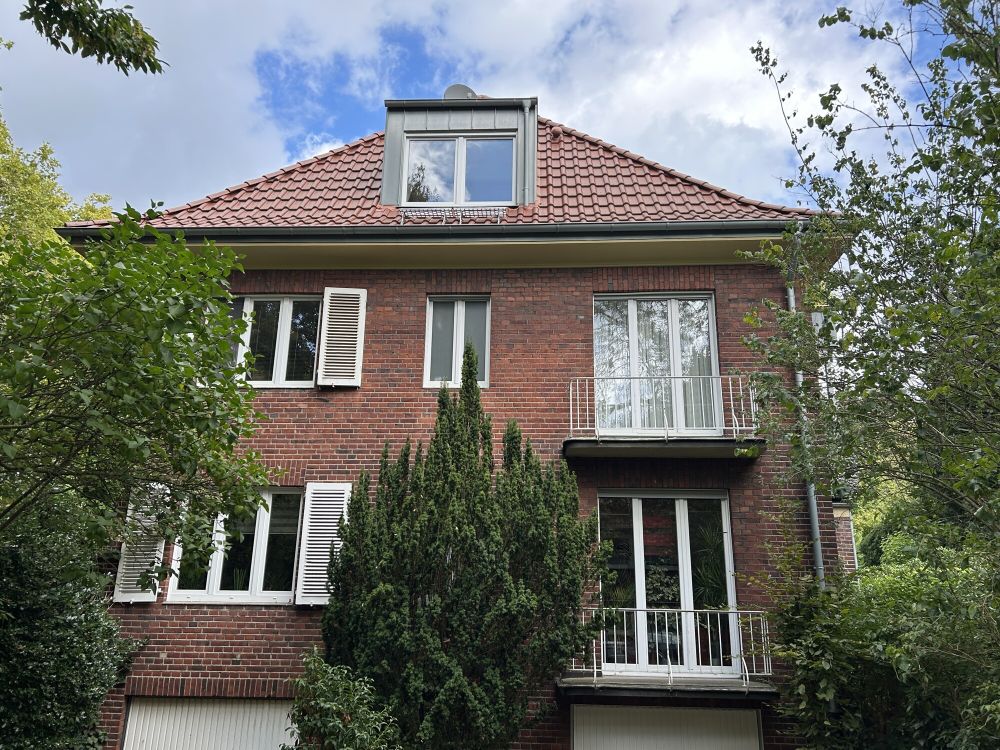 Design trifft Lage: Hochwertige Mansardenwohnung im begehrten Schlachthofviertel! (4)