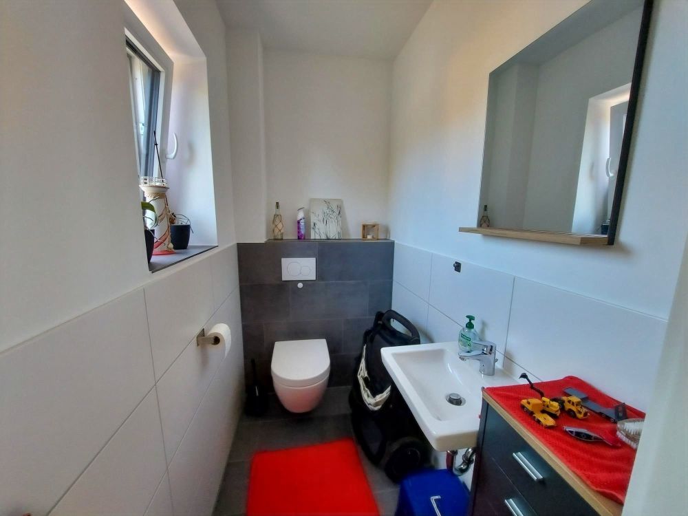 Hochwertiges Reihenendhaus mit PKW-Stellplatz in schöner Lage von Gnutz