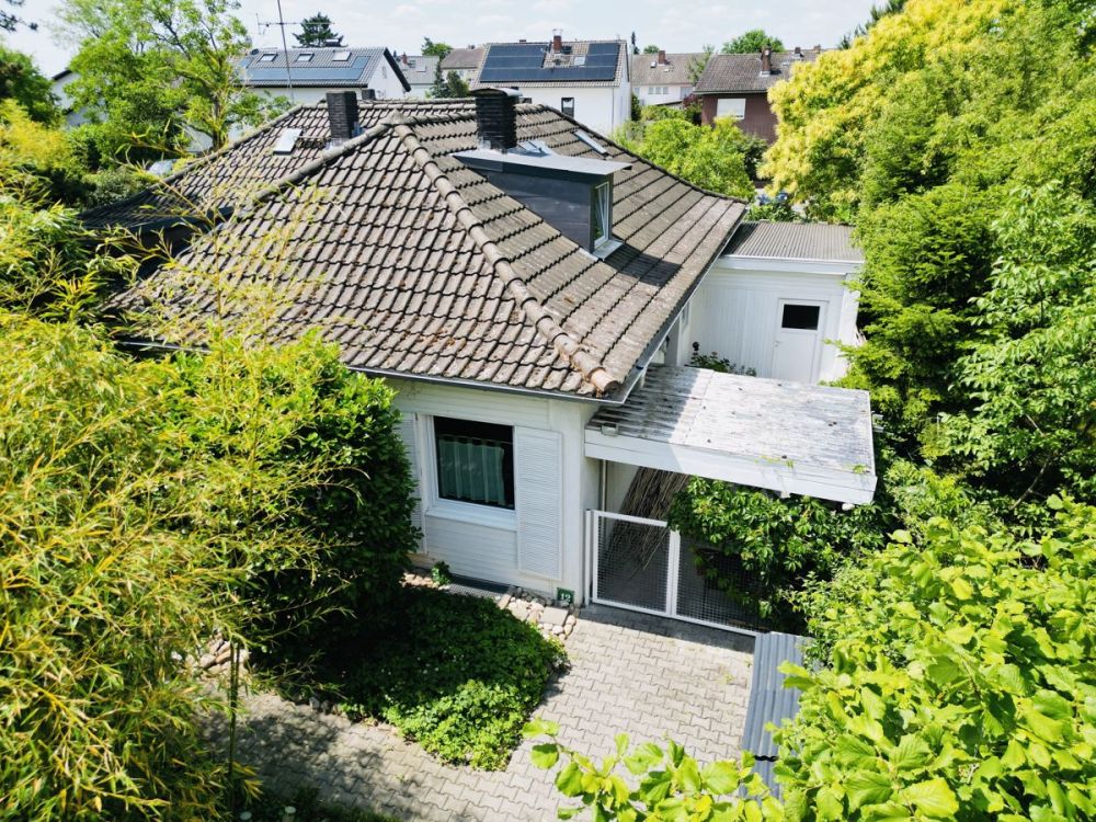 Stilvolles Einfamilienhaus mit hochwertiger Wohn & Raumausstattung