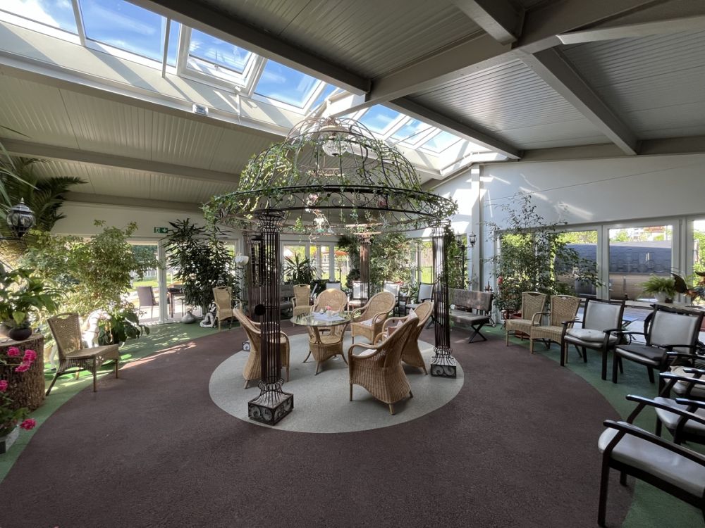 Nebengebäude Garten Eden