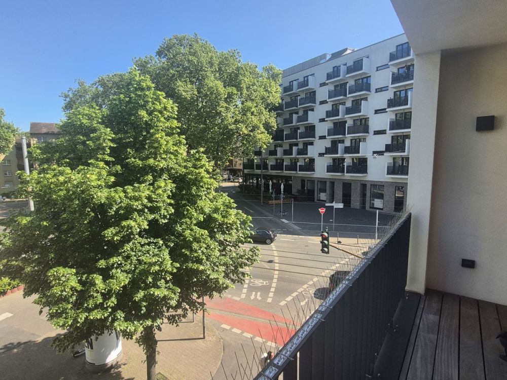 Stilvoll leben im Frankfurter Ostend – moderne 3-Zimmerwohnung mit Balkon, Fahrstuhl und Tiefgarage