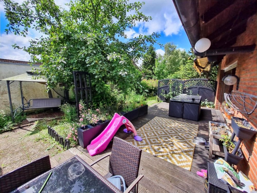 Gepflegtes Einfamilienhaus in ruhiger Lage - hundefreundlich dank voll umzäunten Grundstück