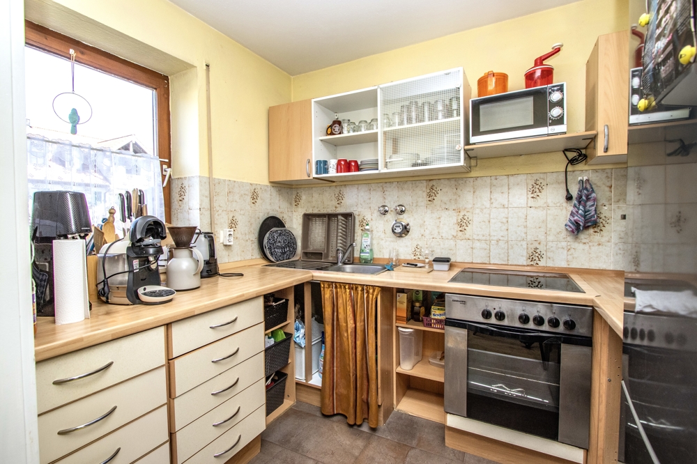 * Ruhig * Praktisch * Hell * 
Tolle 2,5-Zimmer-Wohnung mit Südbalkon im Hochparterre 
in Peiting