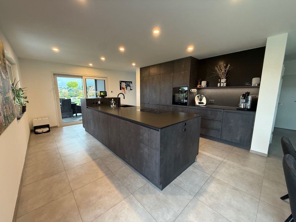 Möchten Sie neu bauen? Warum nicht gleich kaufen?  Wunderschönes Einfamilienhaus in Kirchenthumbach