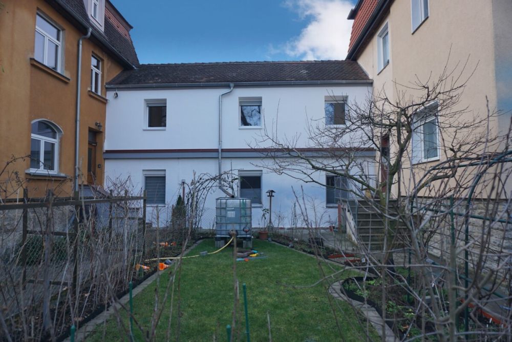 Großzügiges Wohnen für die Mehrgenerationenfamilie oder Kapitalanlage mit Wertsteigerungspotential - hier wird beides möglich! (4)