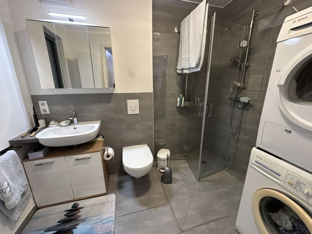 Vermietete, altersgerechte 2-Zimmer-Wohnung mit Terrasse in Wörth am Main