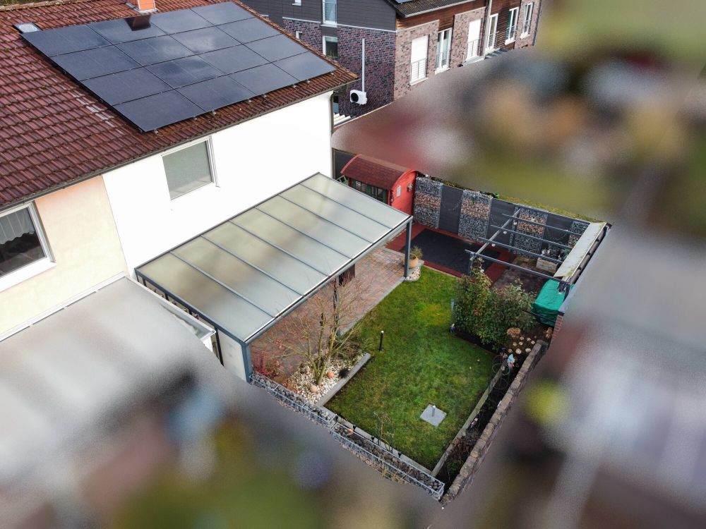 Moderne Doppelhaushälfte: 
Platz für Familie + Büro! (4)