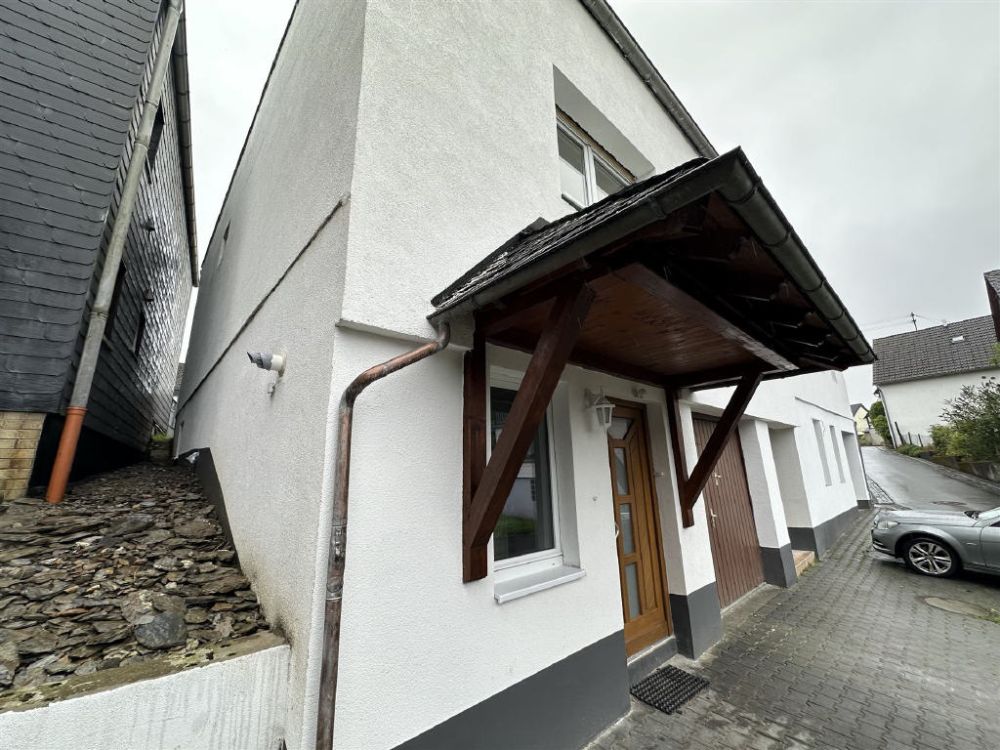 Vollständig Renovierte Doppelhaushälfte in Lingerhahn!