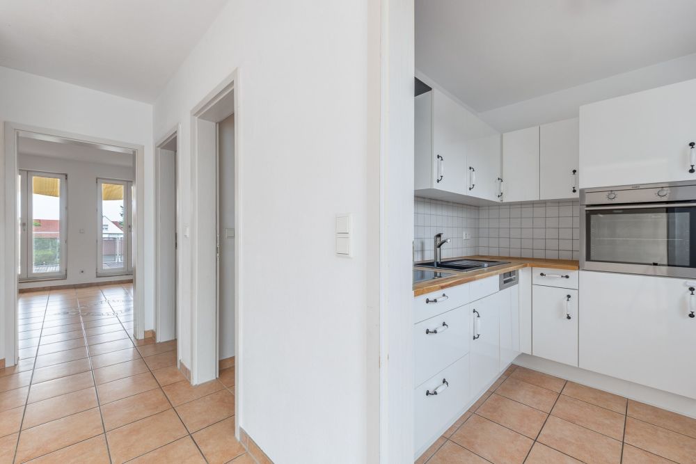 Leerstehende Dachgeschosswohnung auf zwei Ebenen mit hohem Ausstattungsniveau in Hallbergmoos