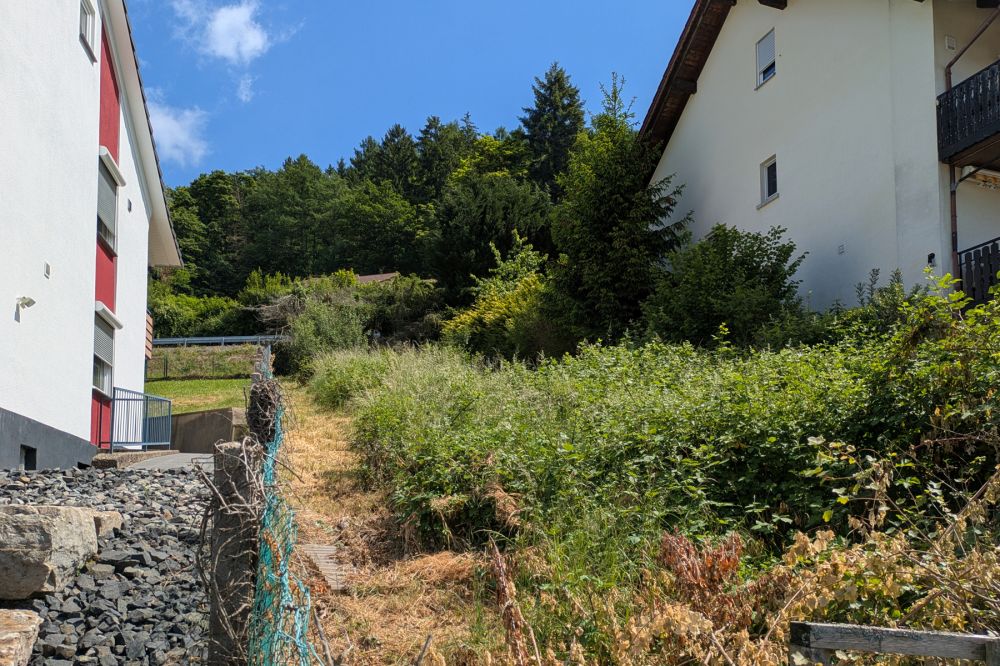 Außergewöhnliches Grundstück für ein außergewöhnliches Haus mit tollem Blick in Eberbach!