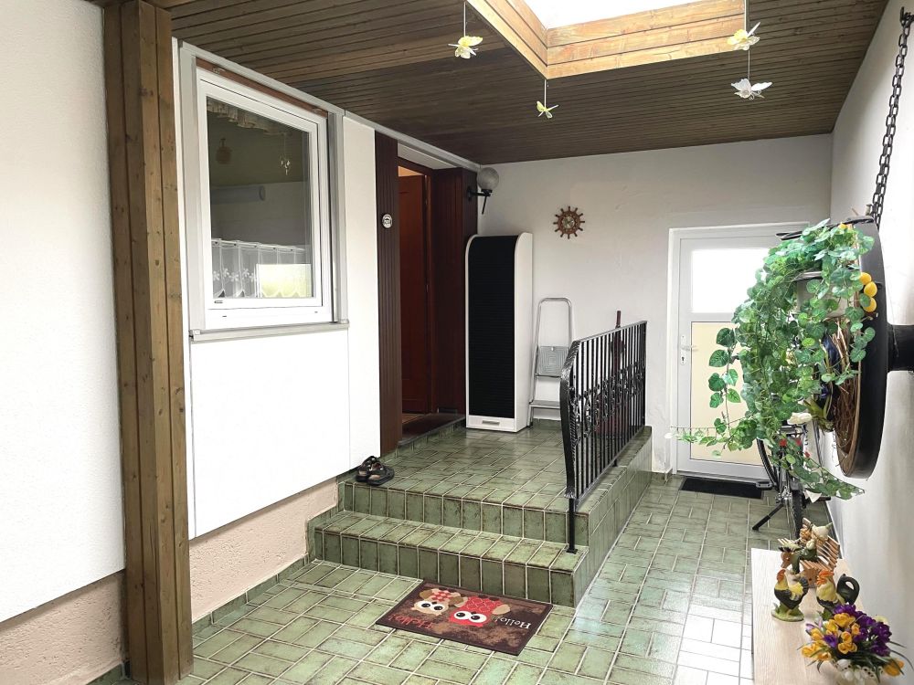 BUNGALOW-FERTIGHAUS AUF ÜBER 1.000 m²