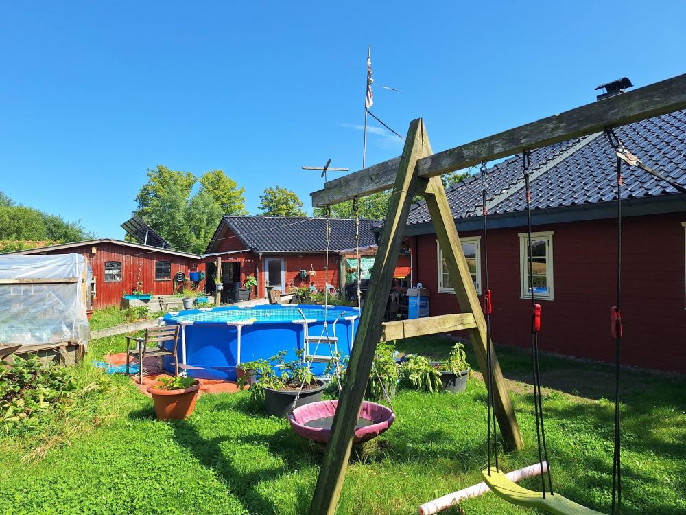 Hyygeliges, ebenerdiges Holzhaus in ruhiger Feldrandlage