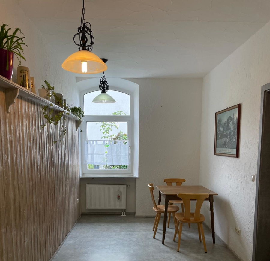 Attraktives Mehrfamilienhaus mit 11 Apartments und Top-Lage direkt am sanierten Bahnhof