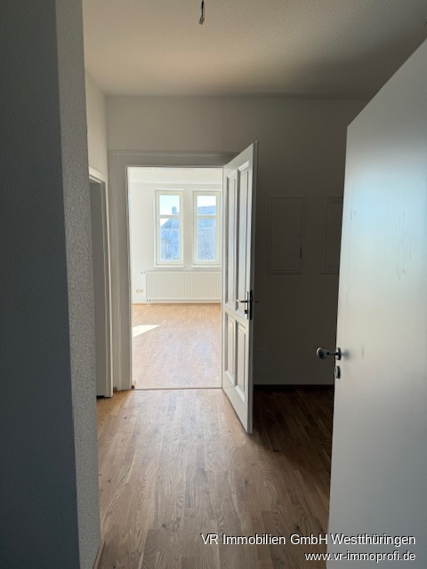 Frisch sanierte Wohnung im Dachgeschoss zu vermieten!