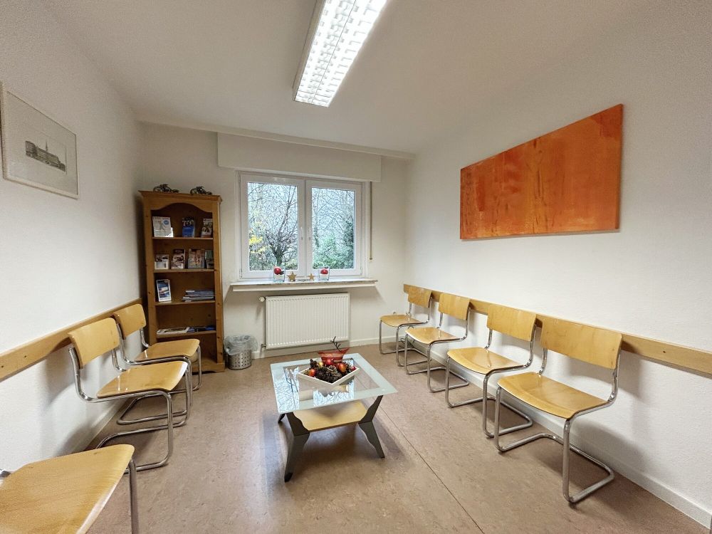 Gepflegtes Zweifamilienhaus - vielseitig nutzbar (5)