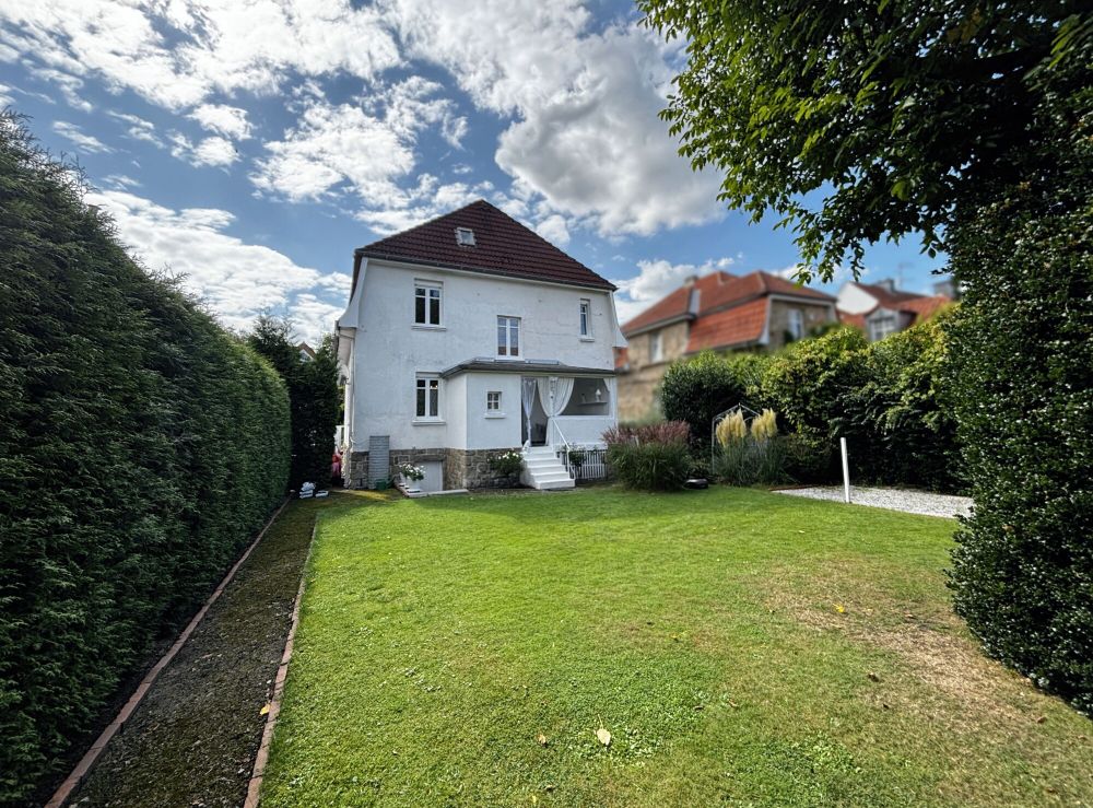 Wohnen in absoluter Bestlage !
*Mit Charme behaftete Villa in Ibbenbüren* (5)