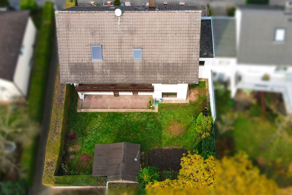 Repräsentatives Mehrfamilienhaus in Reinheim/Zeilhard - Großzügig, vielseitig und sofort bezugsfrei