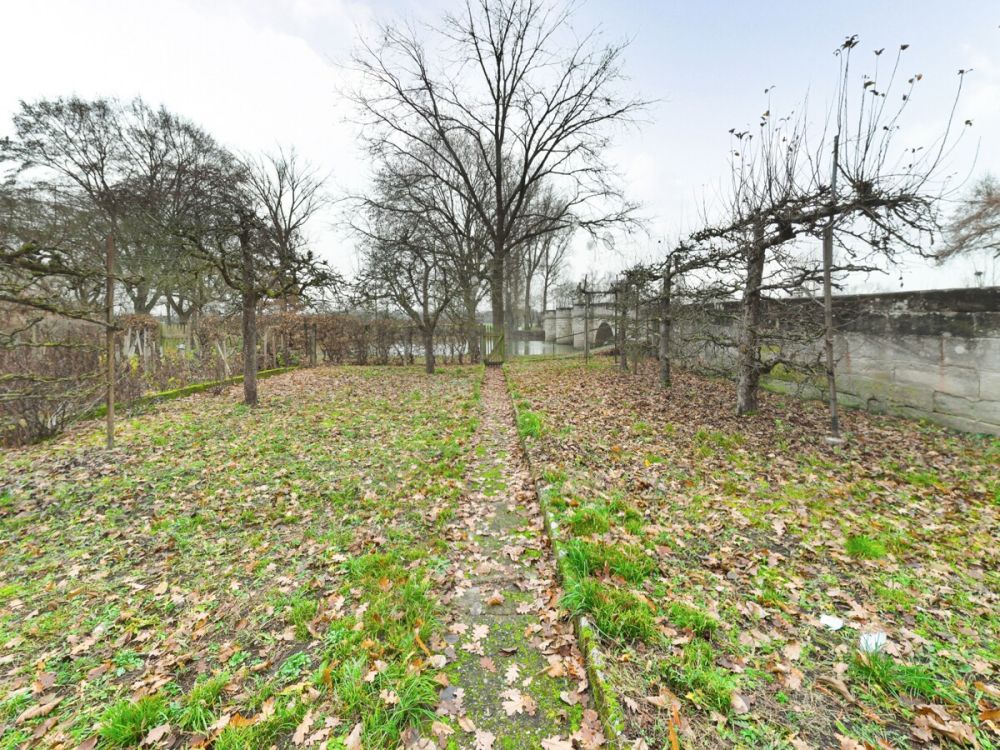 Wohnen mit Blick auf die Altmühl - Großes Einfamilienhaus in Ornbau! (5)