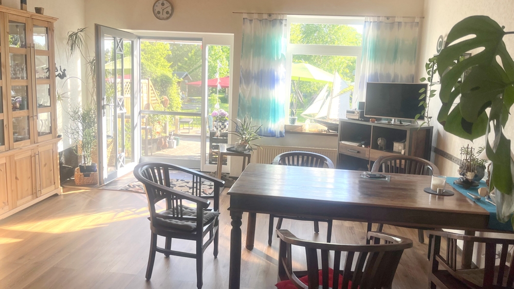 Teilmodernisiertes Wohnhaus in Jade-Schweiburg mit optionalem Bauplatz – Nähe Nordseeküste/Jadebusen