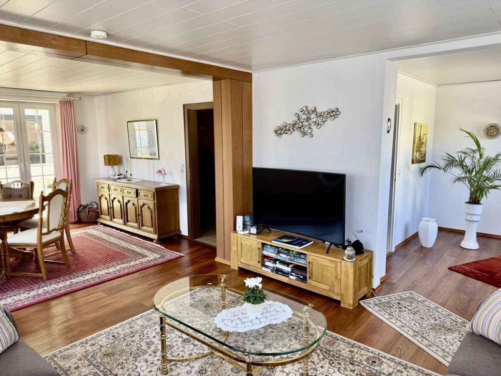 Charmantes Einfamilienhaus in idyllischer Lage – 
mit viel Platz für Familie, Arbeit und Erholung