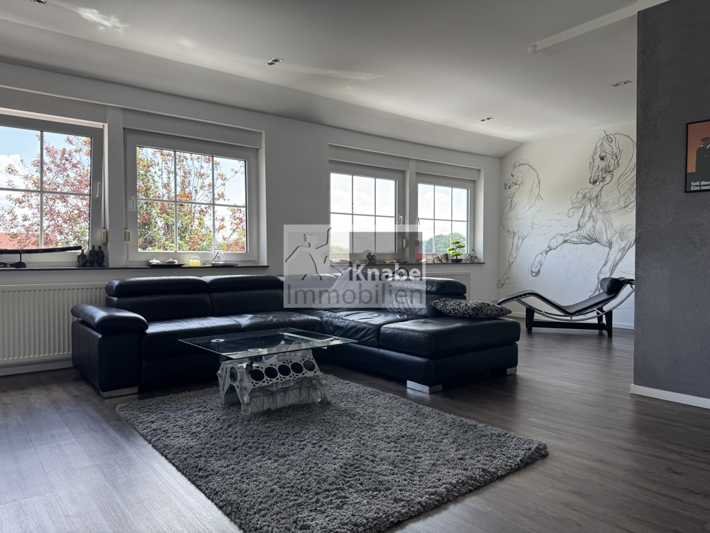 Zuhause am Randes eines Naturschutzgebietes - mit Entwicklungspotential!