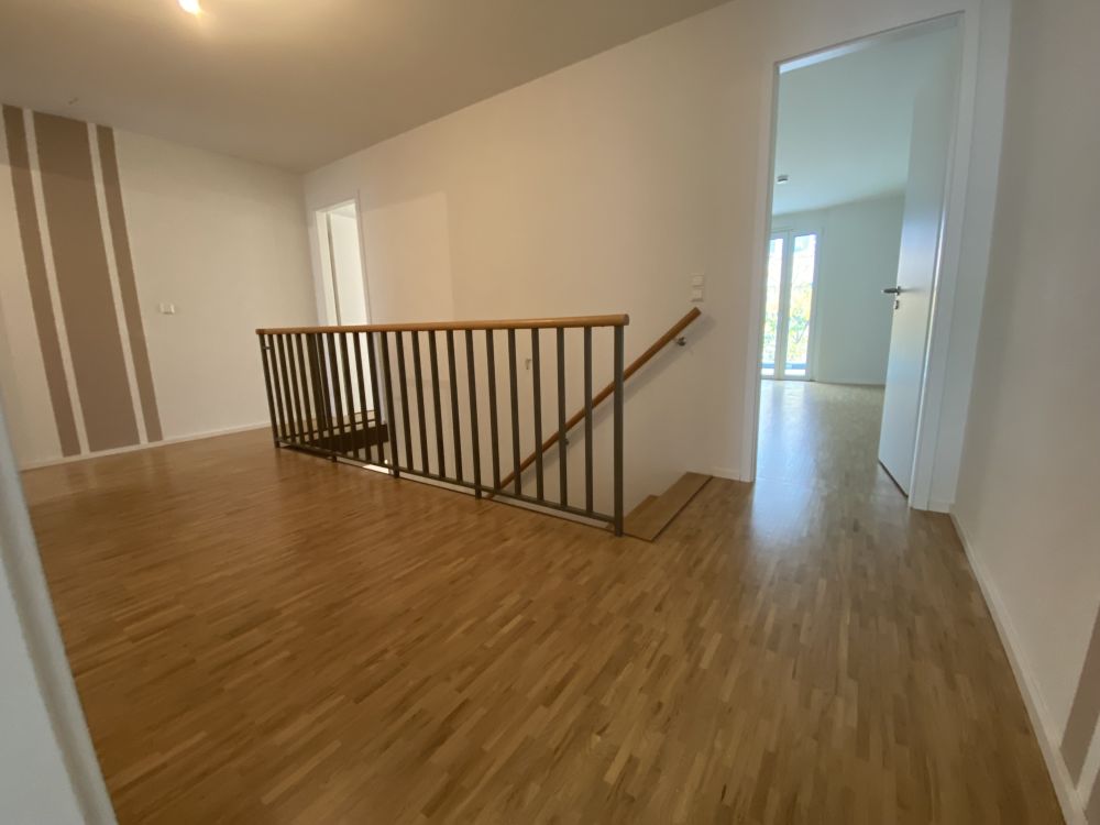 Zentral & Ruhig: Modernes Wohnen mit Reihenhaus-Charme!