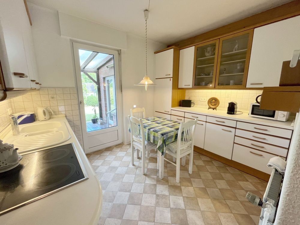 Gepflegtes Einfamilienhaus mit großzügigem Grundstück und Garage in sehr stadtnaher Lage von Rheine (5)