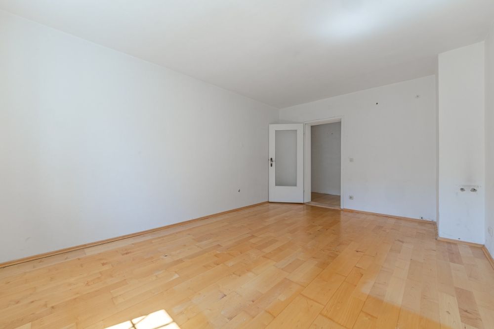 Attraktive Altbauwohnung in Schwabing-West