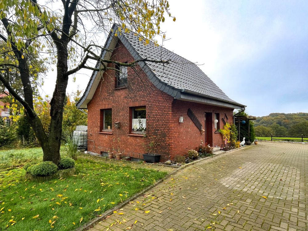 Naturverbunden Wohnen in Mettingen!
Einfamilienhaus mit vielseitigen Möglichkeiten