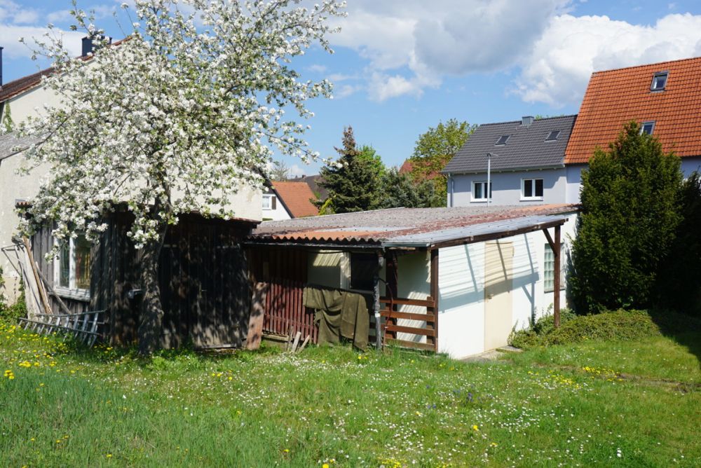 Eigennutzung oder Vermietung - Doppelhaushälfte mit Ausbau- und Entwicklungspotential!