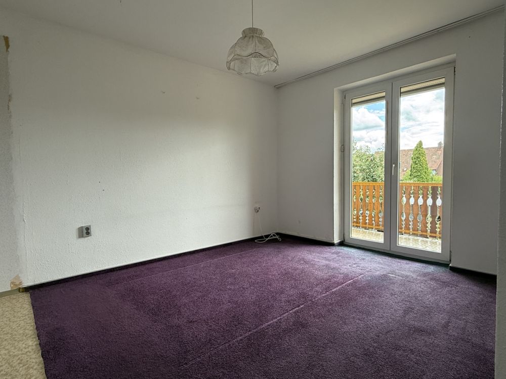 Klein aber fein - leerstehendes Reihenmittelhaus in ruhiger Siedlung in Weiden - Hammerweg