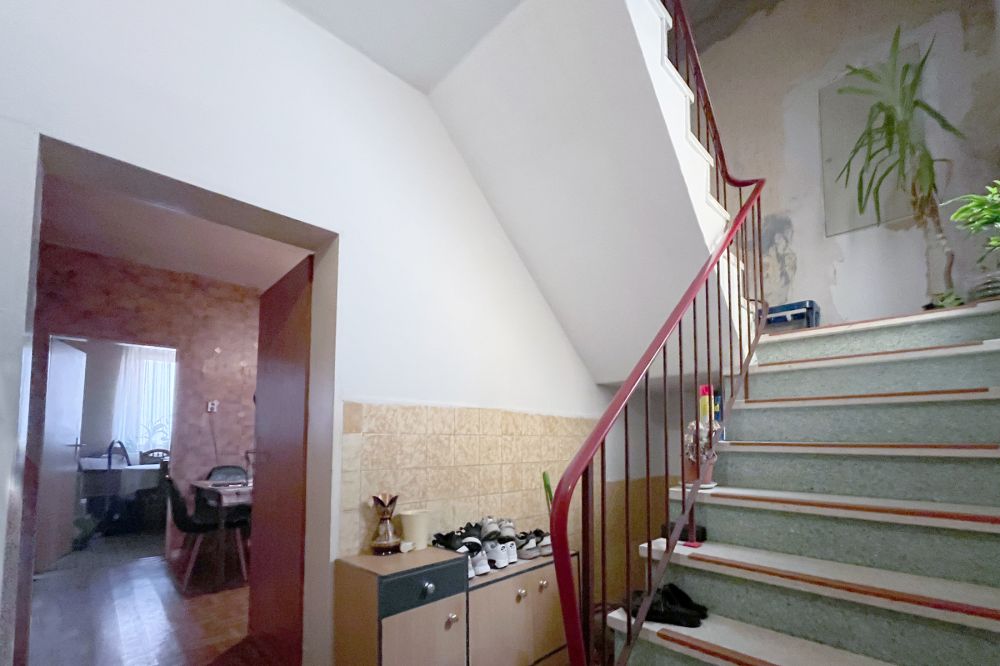 Großzügige Handwerker Immobilie in guter Lage  - die perfekte Basis für Neubau oder Kernsanierung