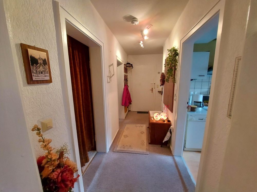 Charmante 3-Zimmer-Eigentumswohnung mit Balkon im Hochparterre in ruhiger Lage