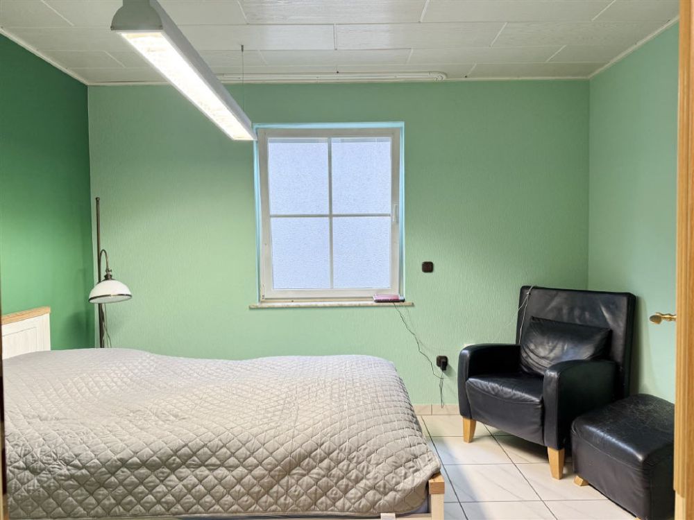 Wohnkomfort trifft Vermietungschance - Stilvolles Wohnhaus in naturnaher Lage