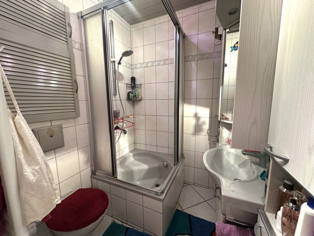 Helle 3-Zimmer-Wohnung mit Balkon & Garage in ruhiger Lage von Babenhausen