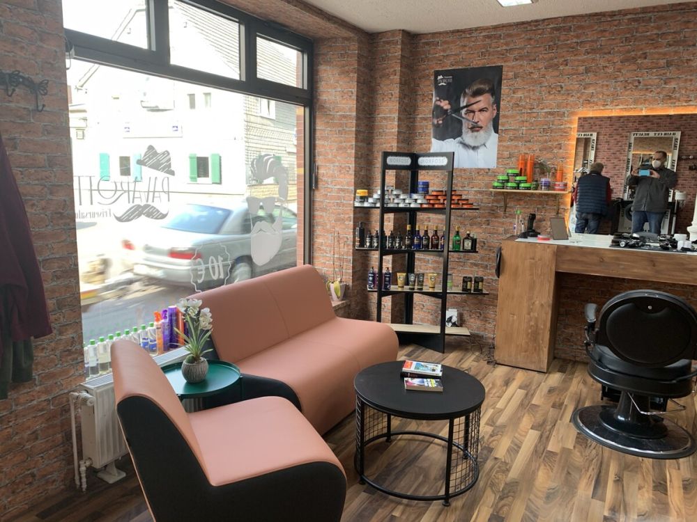 Wohn-/Geschäftshaus mit Erweiterungspotential in Bergisch Gladbach - Stadtmitte