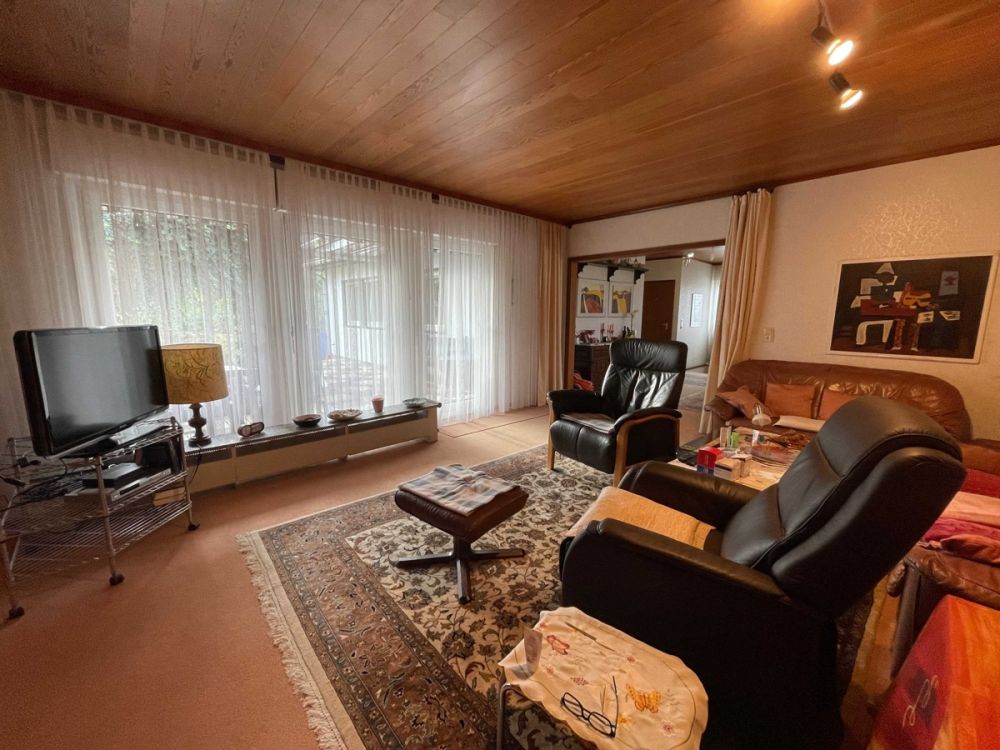 Einfamilienhaus in Neunkirchen bei Weiden mit herrlichem Blick auf den Basaltkegel von Parkstein