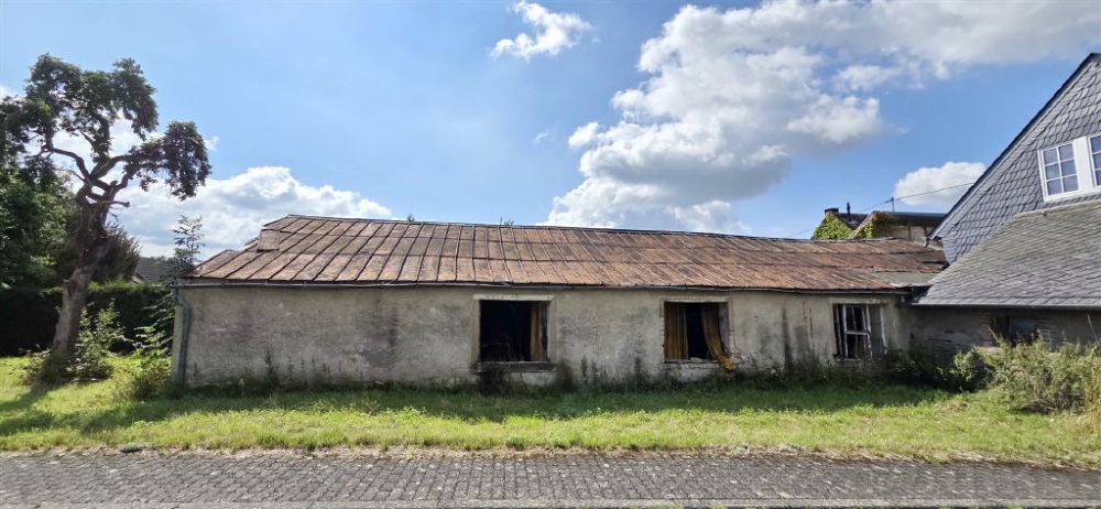 Altes erhalten - Altes neu gestalten!! Ihr neues Projekt mit Platz und rustikalem Charme... Ehem. Gasthaus...