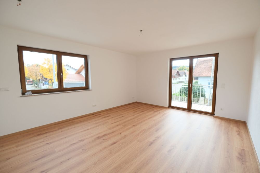 Erstbezug. Hochwertige Materialien. Lichtdurchflutet.