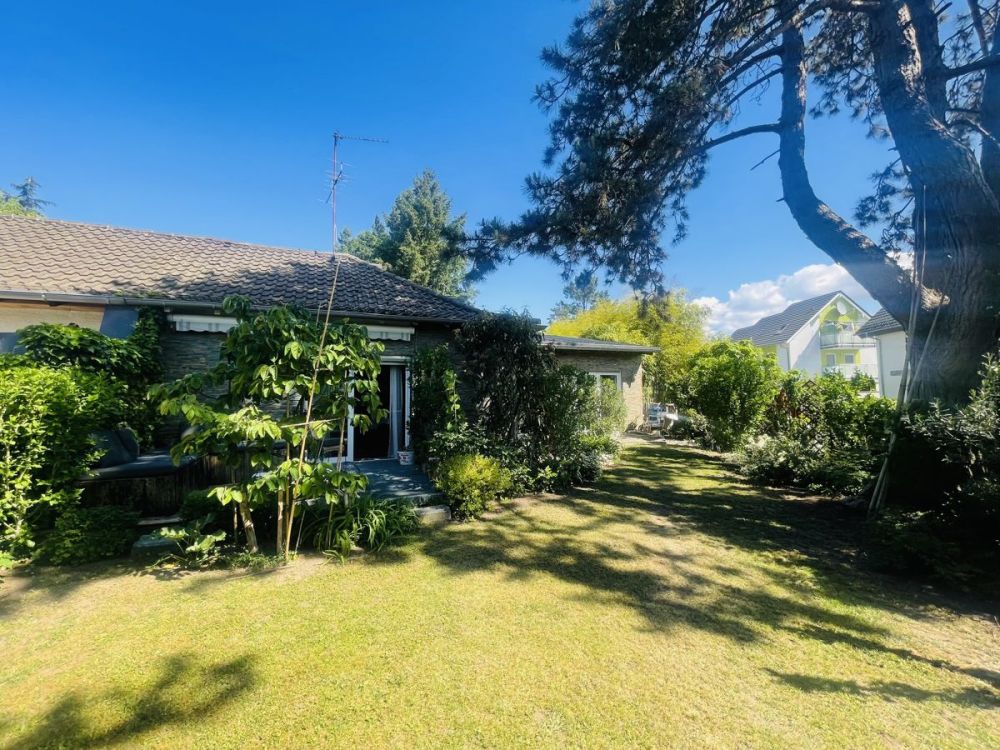 Stilvolles Einfamilienhaus mit hochwertiger Wohn & Raumausstattung