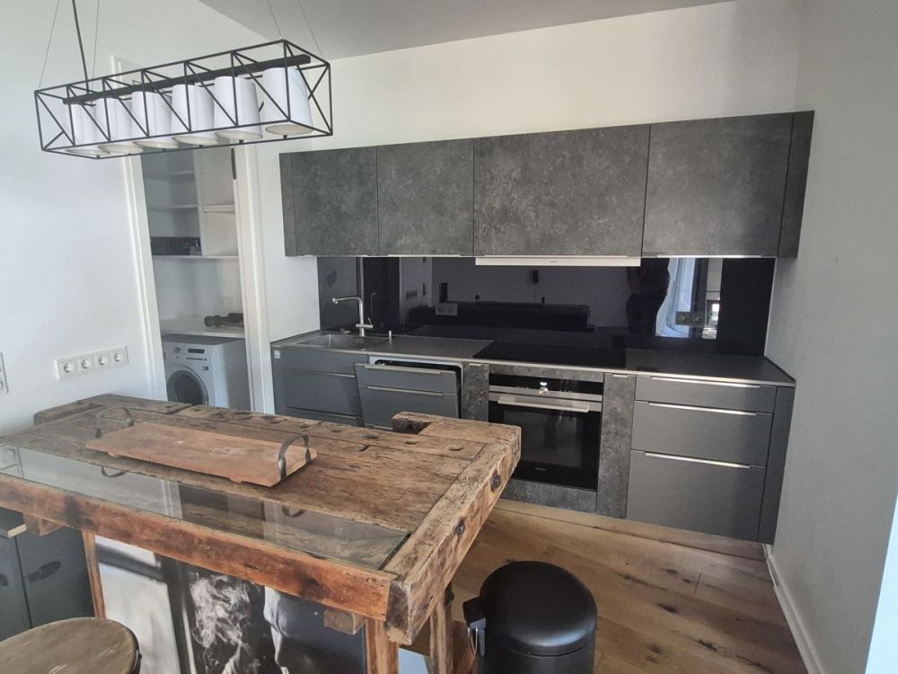 Stilvoll leben im Frankfurter Ostend – moderne 3-Zimmerwohnung mit Balkon, Fahrstuhl und Tiefgarage