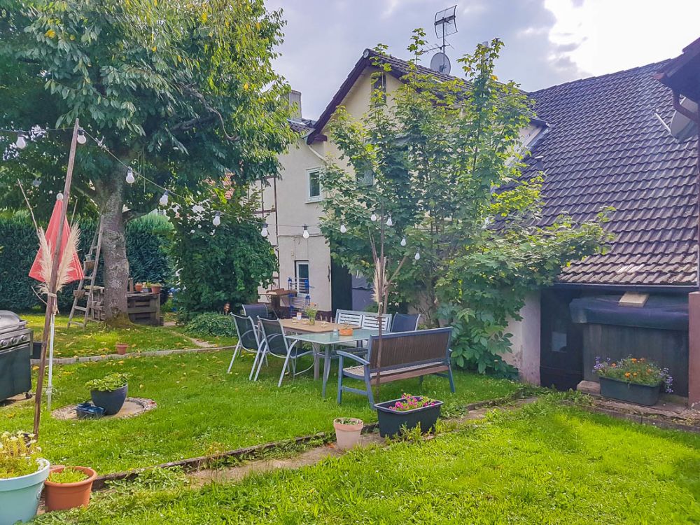 Haus, Scheune, viel Grundstück, Platz, Ruhe, Burgblick... Ist hier in Breuberg alles zu haben!