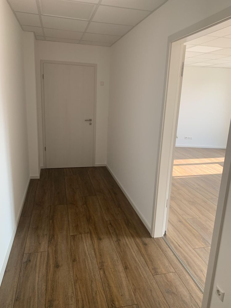 Eingang, Flur zum WC