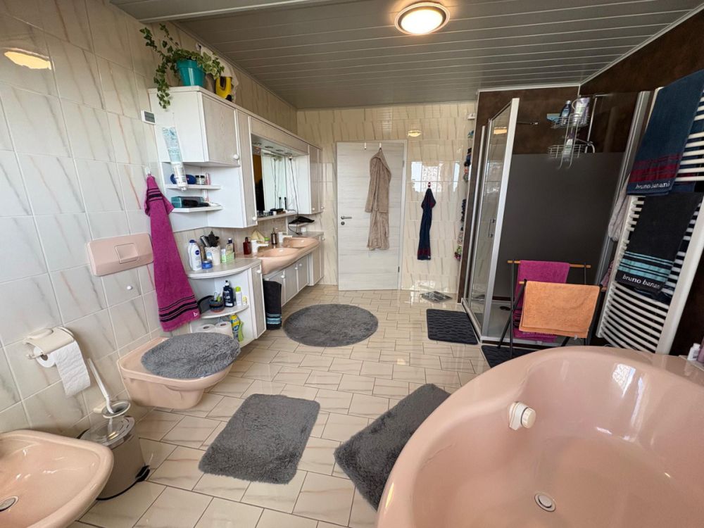 Gut gepflegtes Einfamilienhaus in Ilsenbach/ Püchersreuth zu verkaufen - ideal für Ihre Familie!