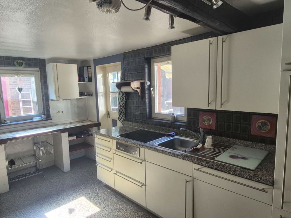 Historisches Fachwerkidyll mit Innenhof und Scheune  – eine Ruheoase im Herzen von Bischofsheim