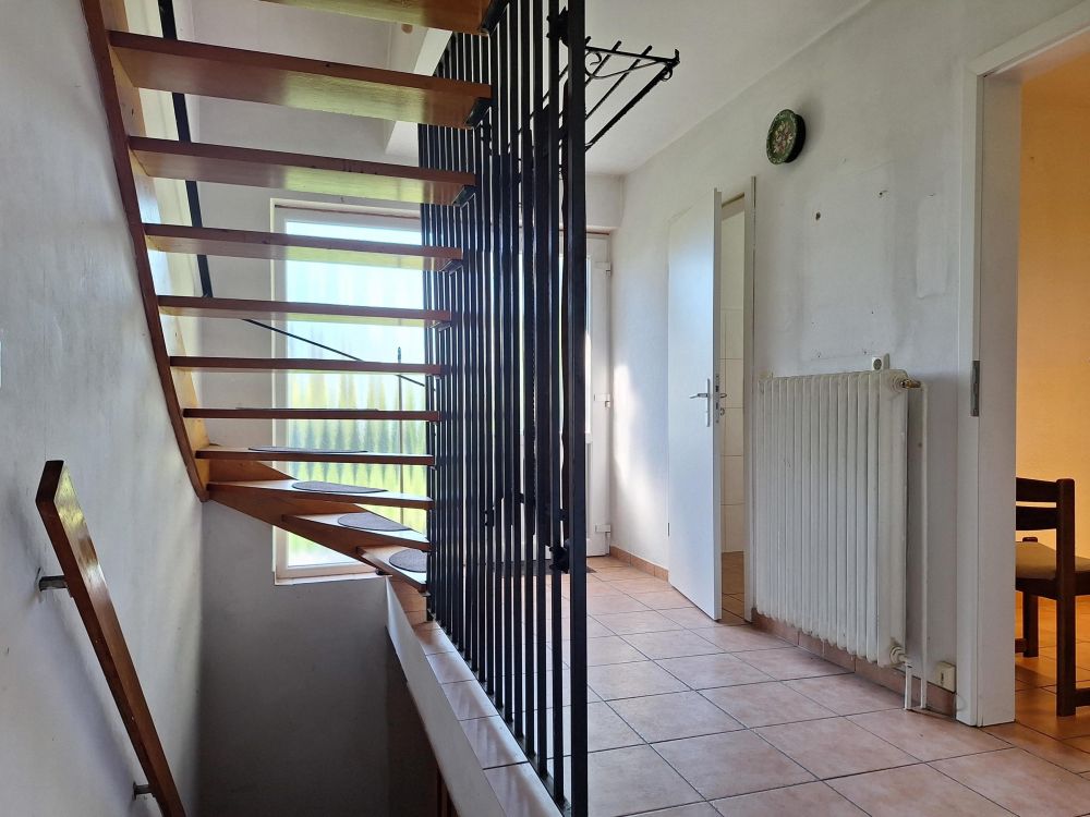 Einfamilienhaus mit zusätzlichem Baugrundstück im schönen Lobacker.