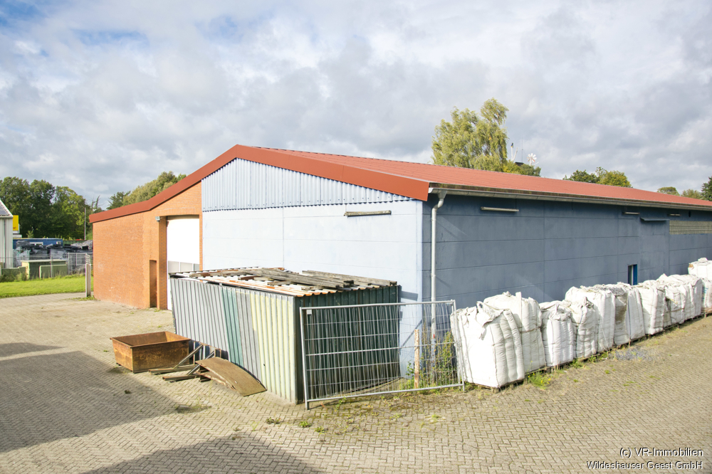 Ansicht Südöstlicher Giebel und nordöstliche Traufseite