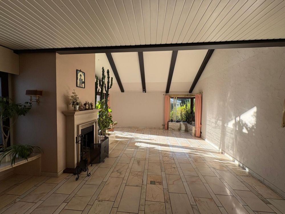 Individuelles Split-Level-Haus mit ansprechender Architektur in Lindlar-Schmitzhöhe