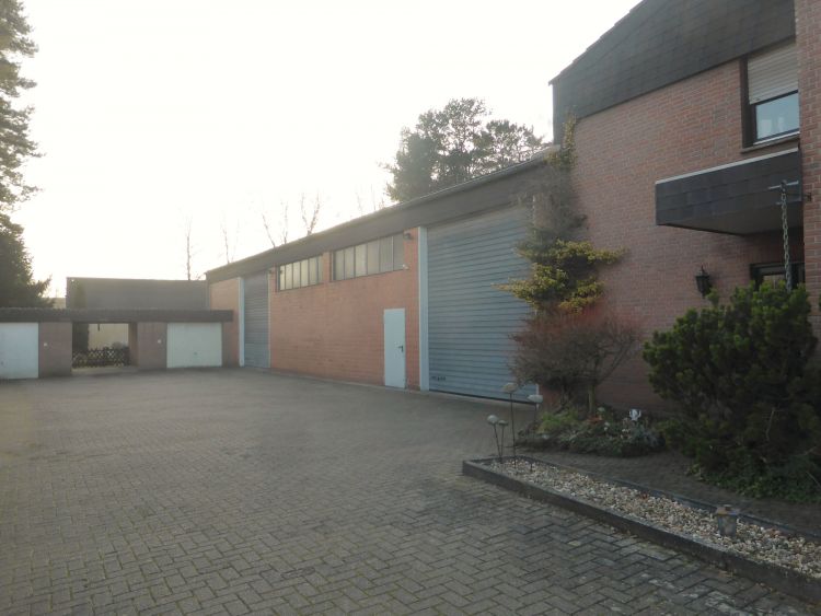 Gewerbehalle, Bürofläche und Betriebsleiterwohnung alles zu finden in Rheine-Schotthock