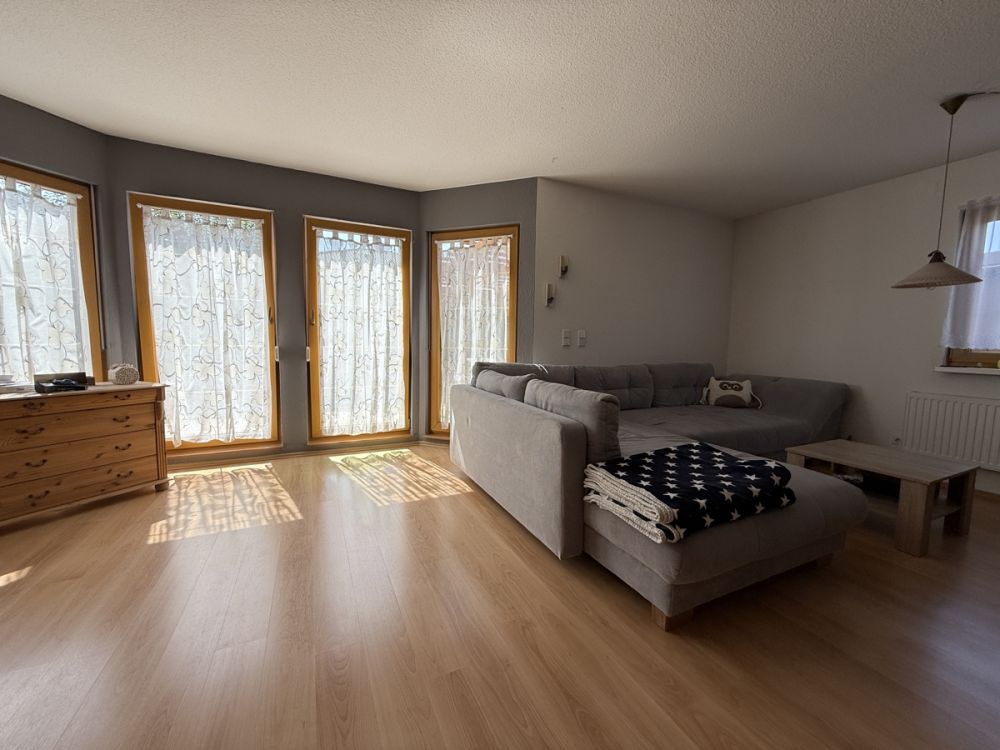 Neuwertiges Wohnhaus mit schönem Grundstück im Neubaugebiet!